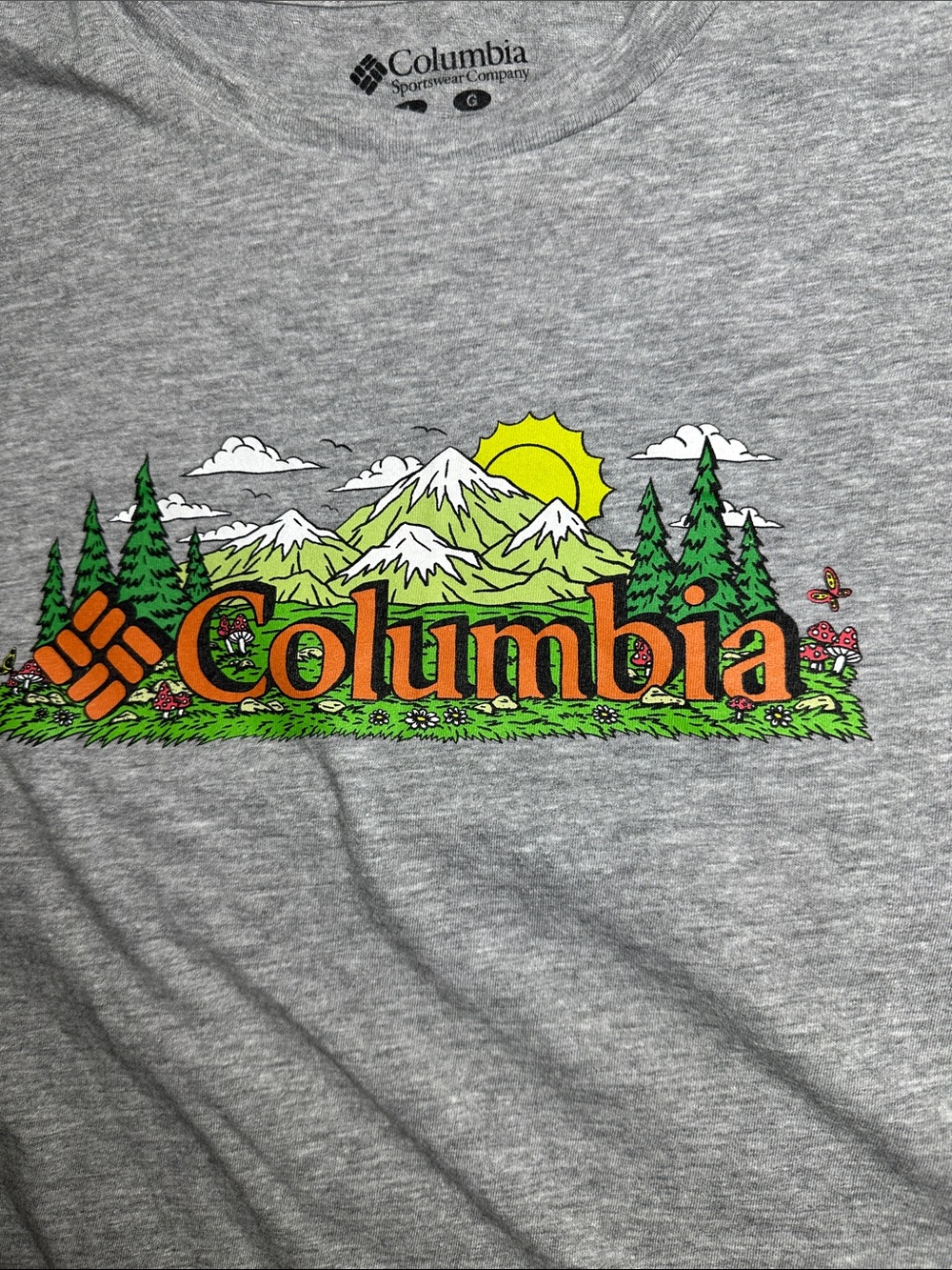 Columbia Heather Gray MenShort Sleeve Tee with Colorful Outdoor Graphics. Sz. L - Picture 2 of 5